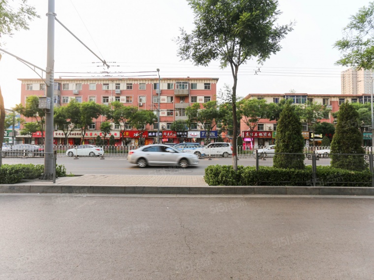 御岛财富公馆配套图