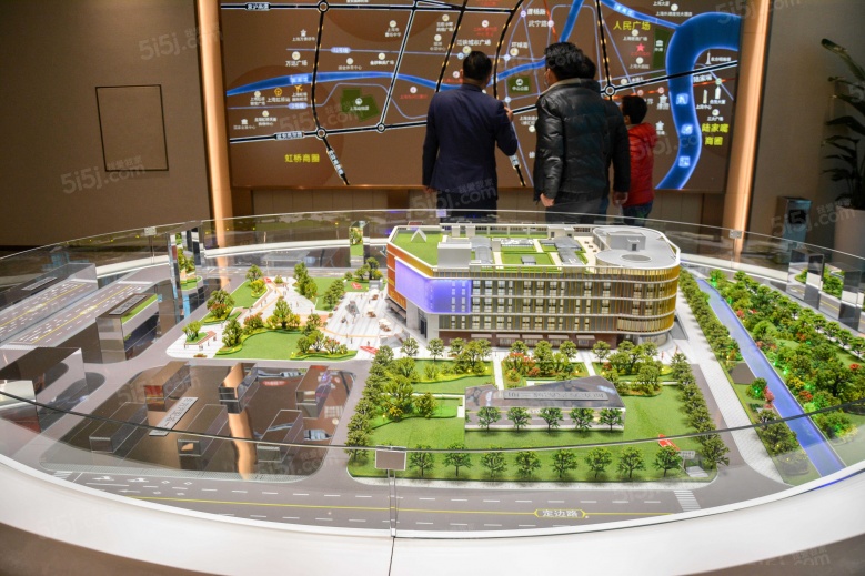 V格时代广场沙盘图