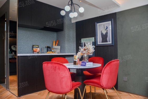 V格时代广场第4张图