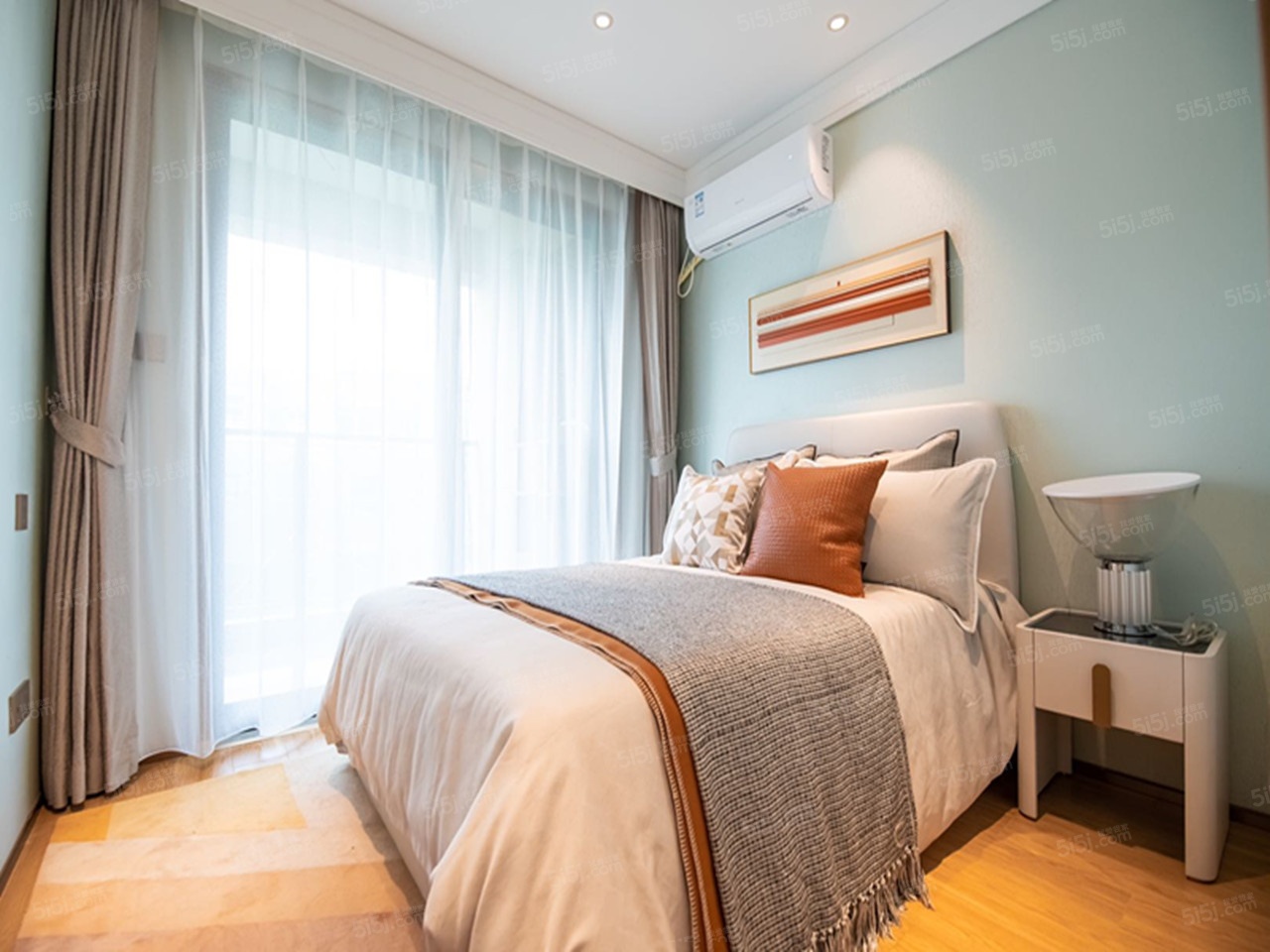 西华龙樾样板间