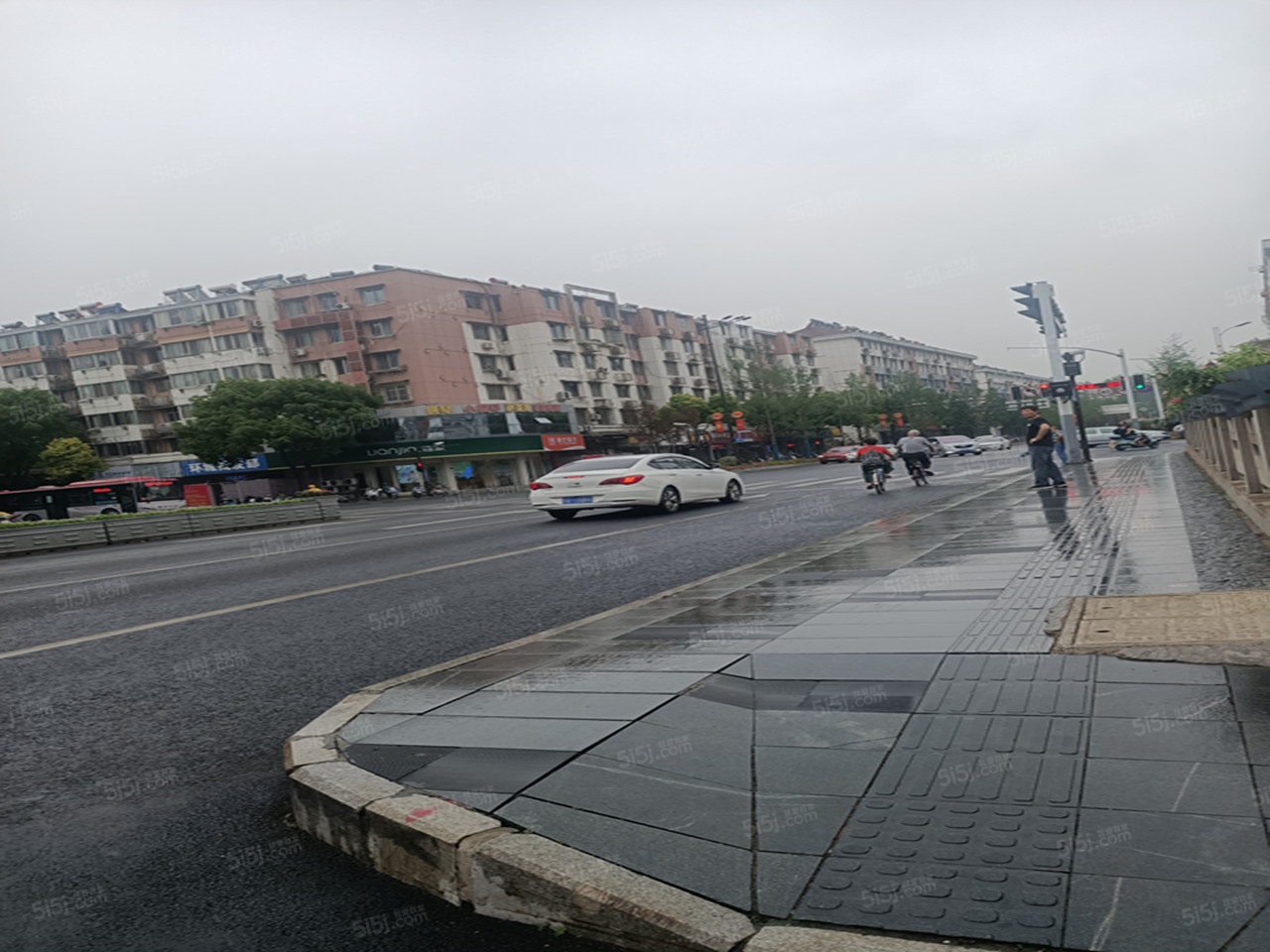 西华龙樾配套图