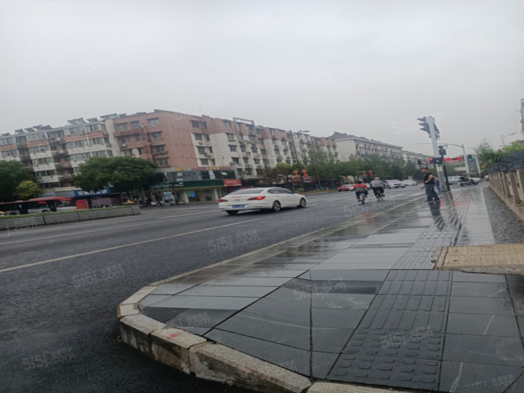 西华龙樾配套图