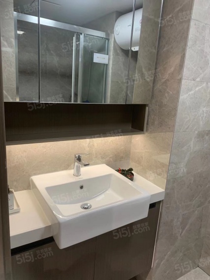 中粮悦天地样板间