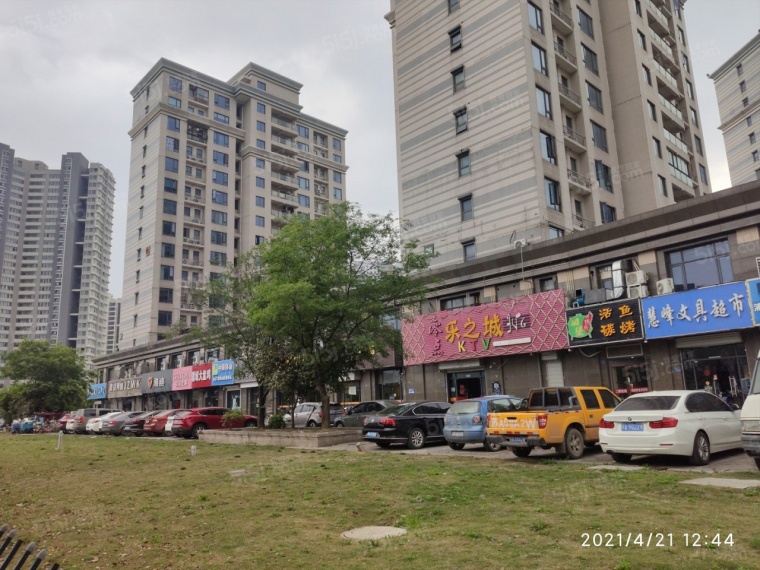 明发城市广场实景图