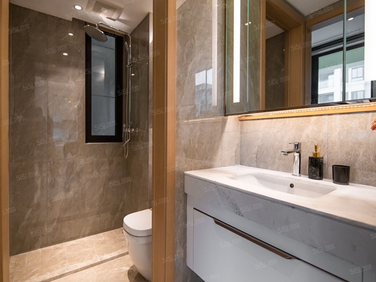 西华龙樾样板间