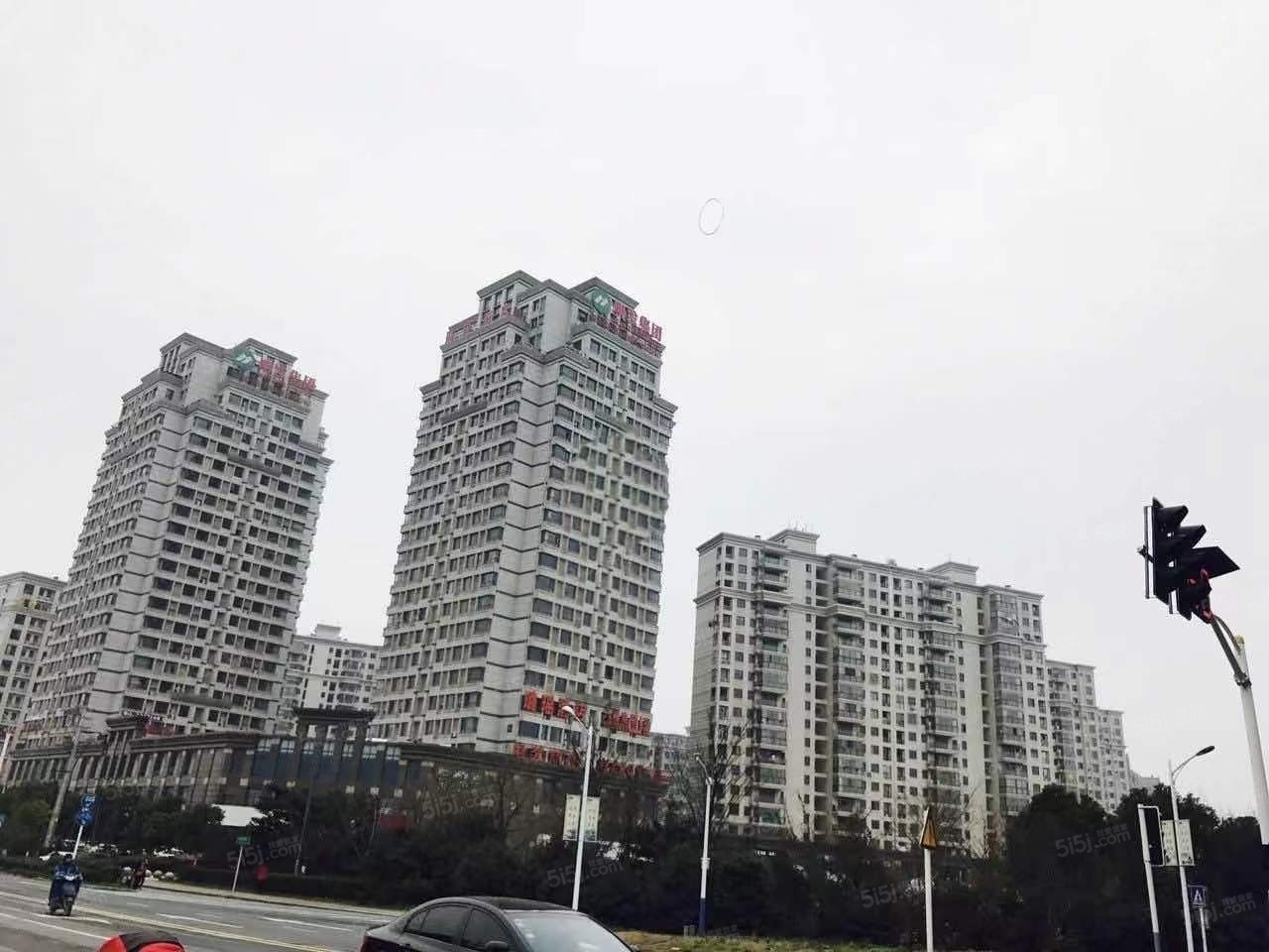 明发城市广场实景图