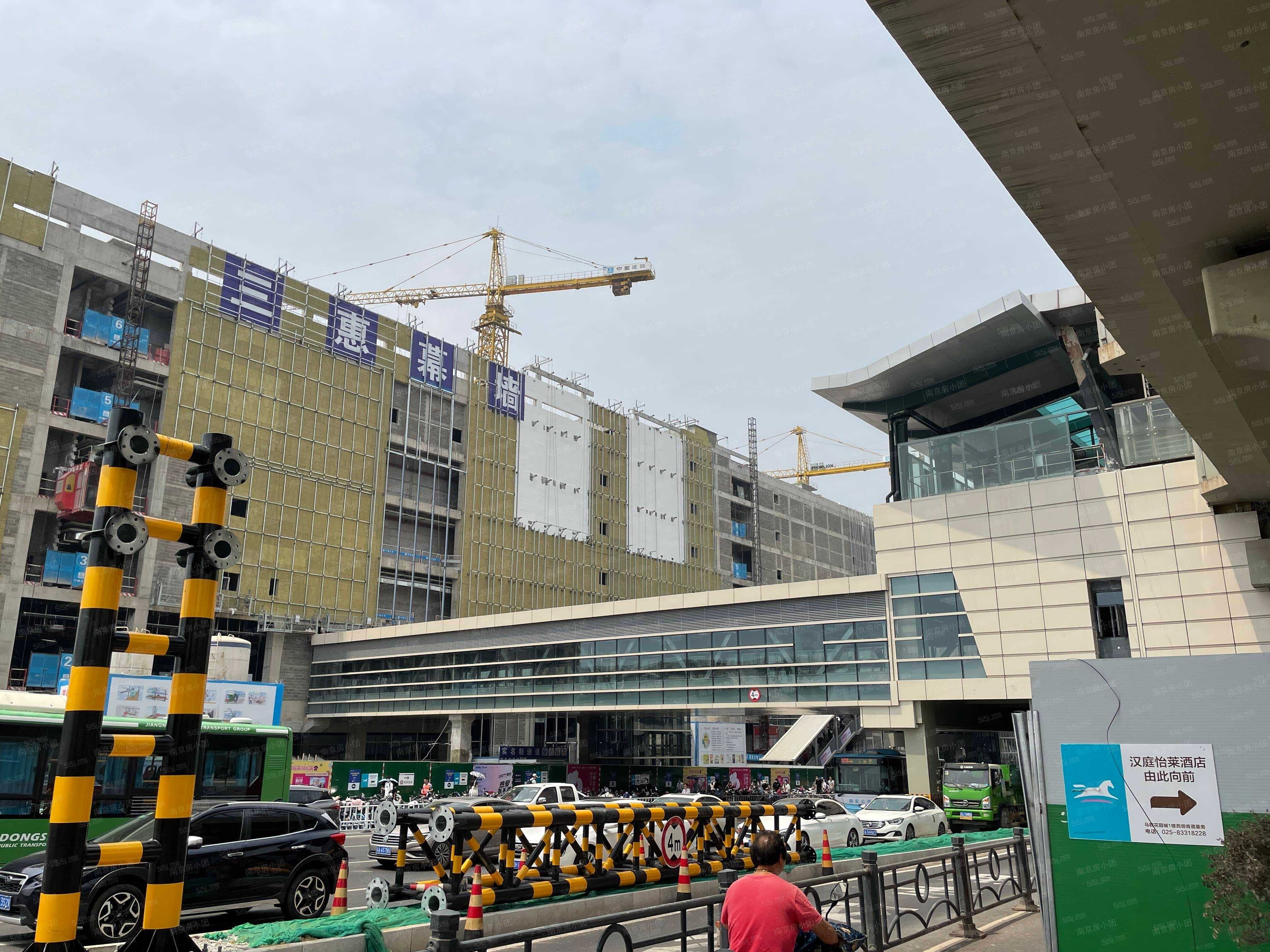 中垠广场实景图