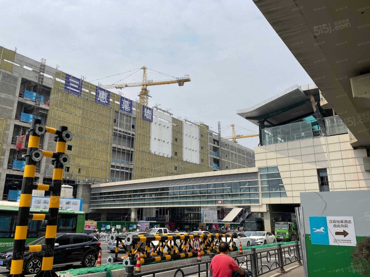 中垠广场实景图