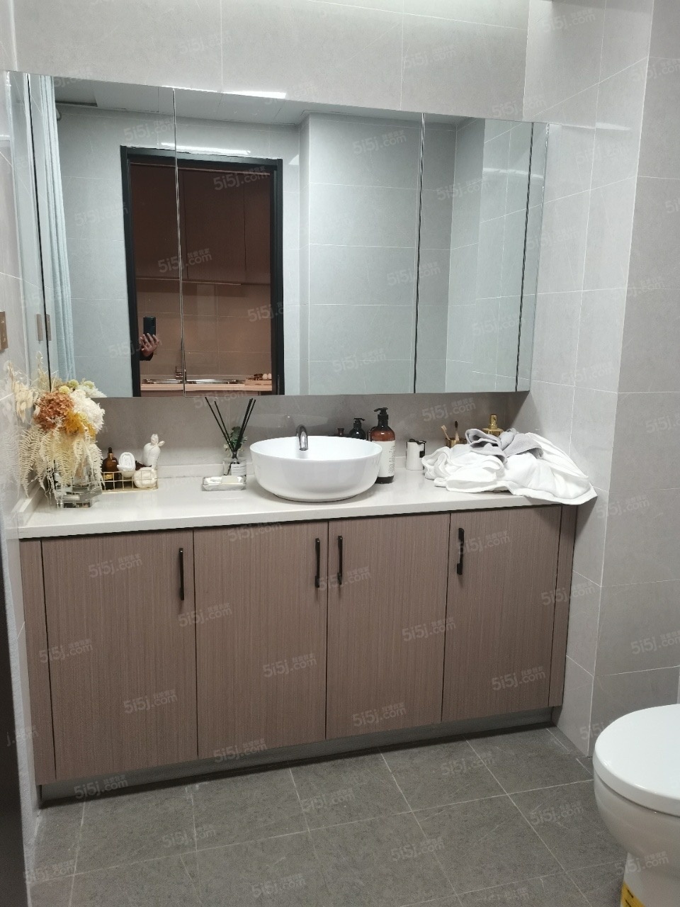 中垠广场样板间