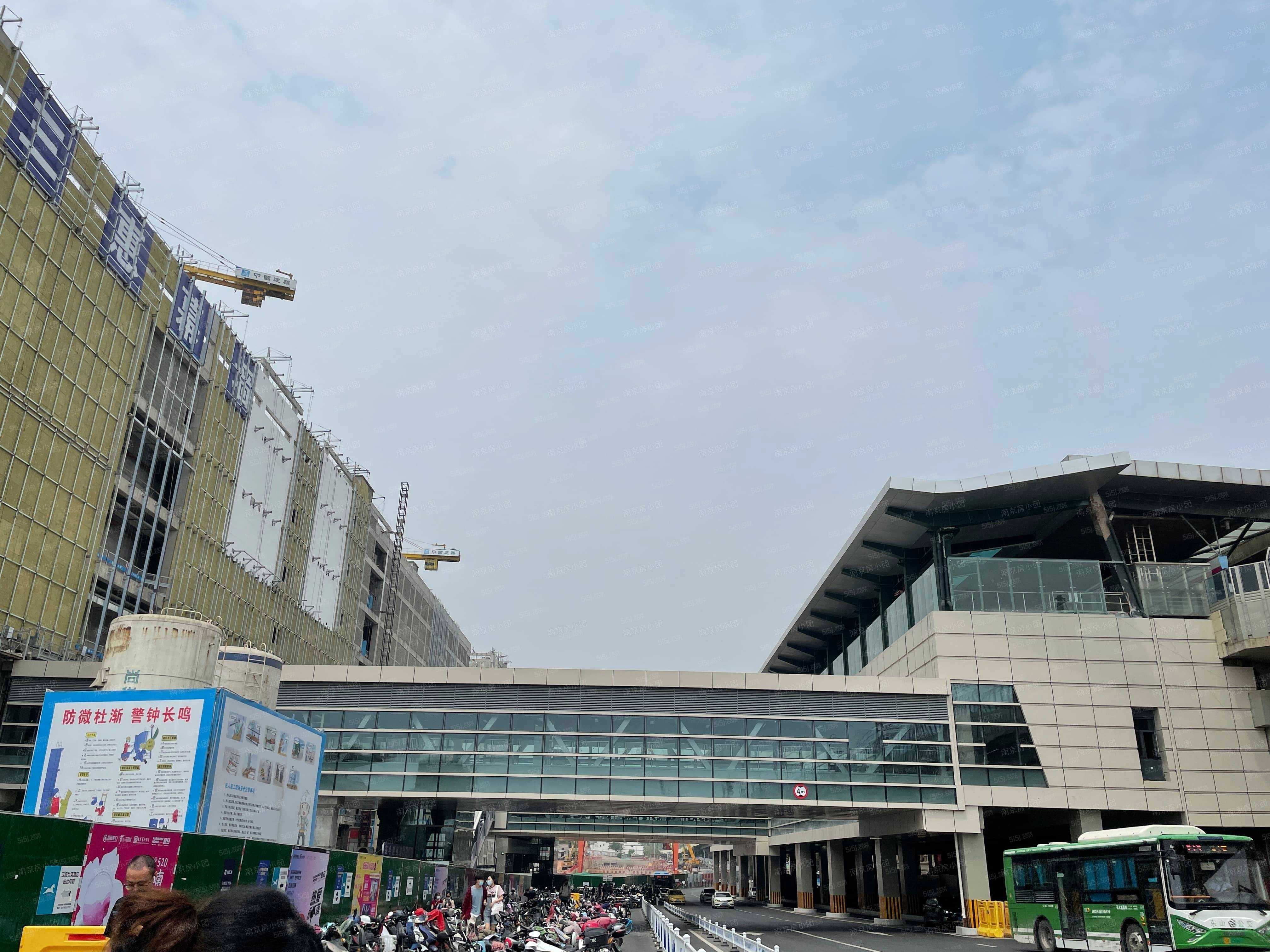 中垠广场实景图