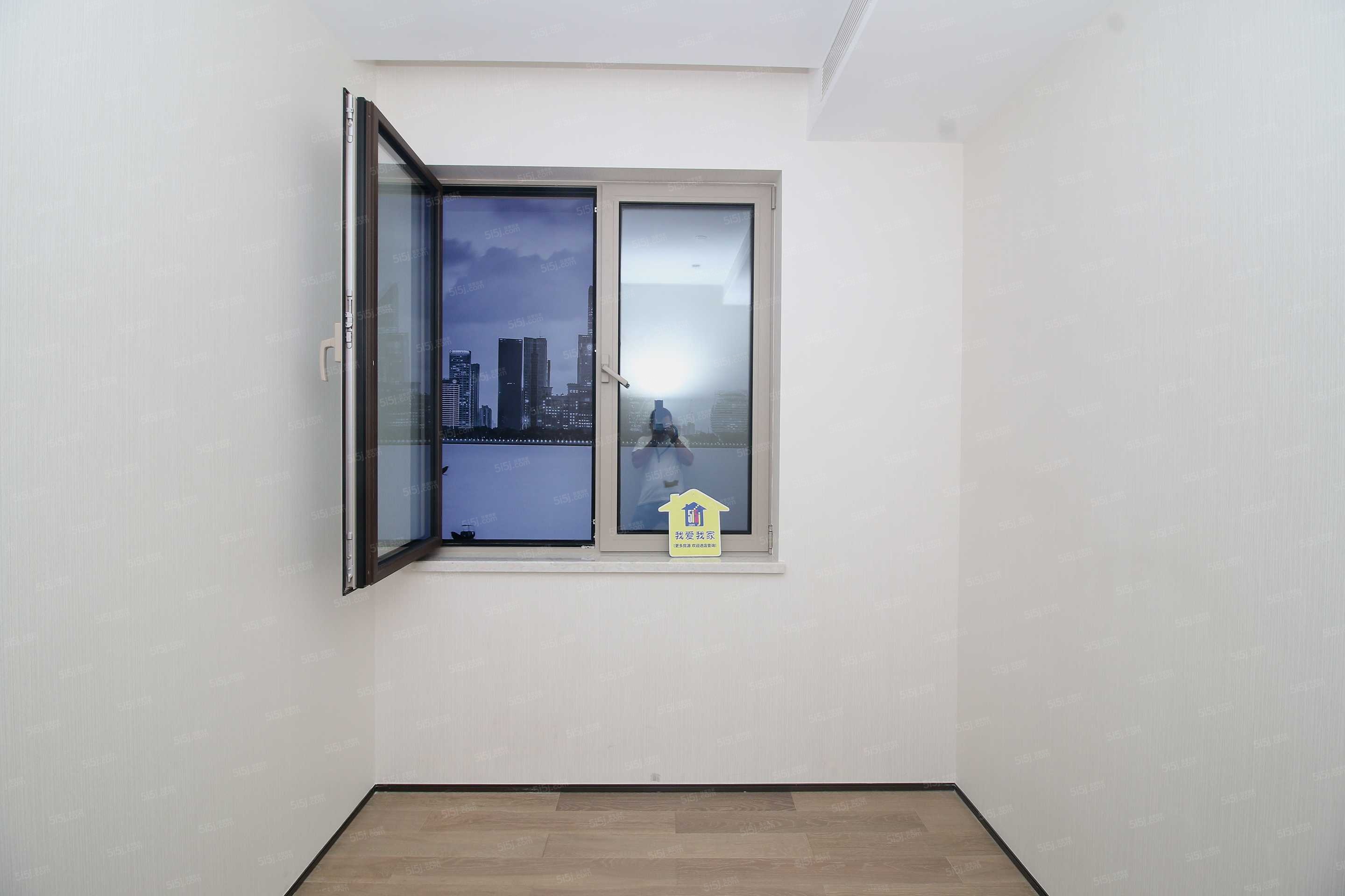 中海城市广场钻石湾样板间