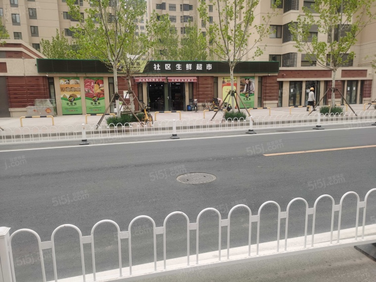 上东金茂悦配套图