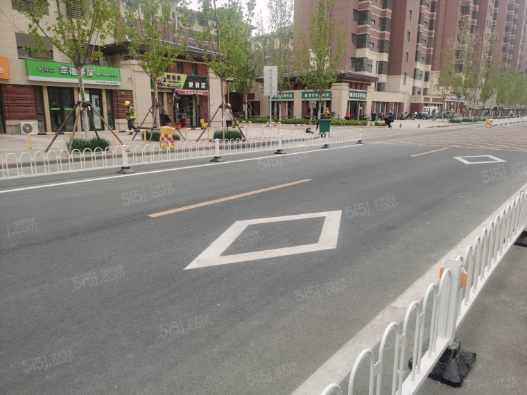 上东金茂悦配套图