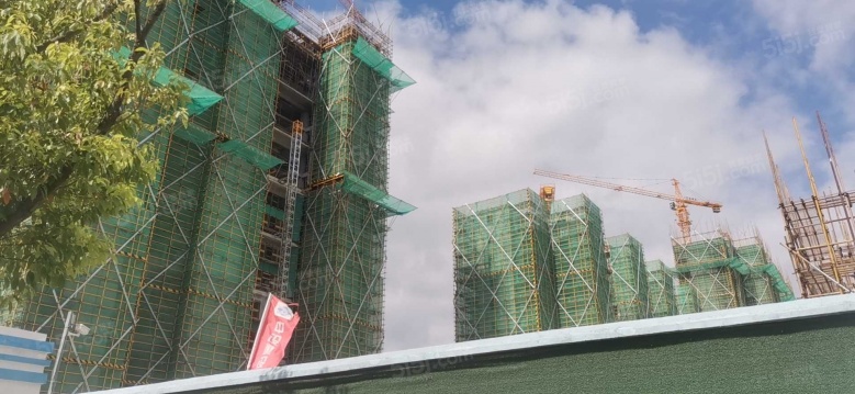 天房美瑜兰庭实景图