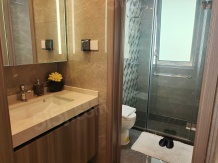 上坤云栖时光开发商营业执照相册