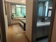 上坤云栖时光开发商营业执照相册