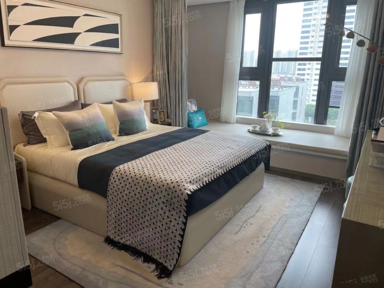 九龙仓翠樾庭样板间