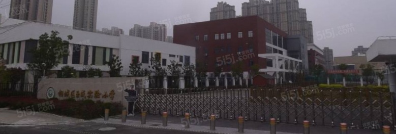 中粮天悦配套图