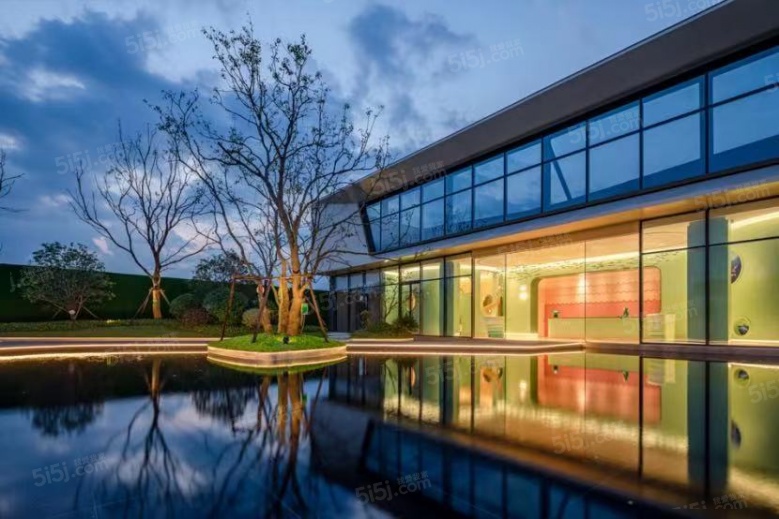 金科中梁浅棠水岸实景图