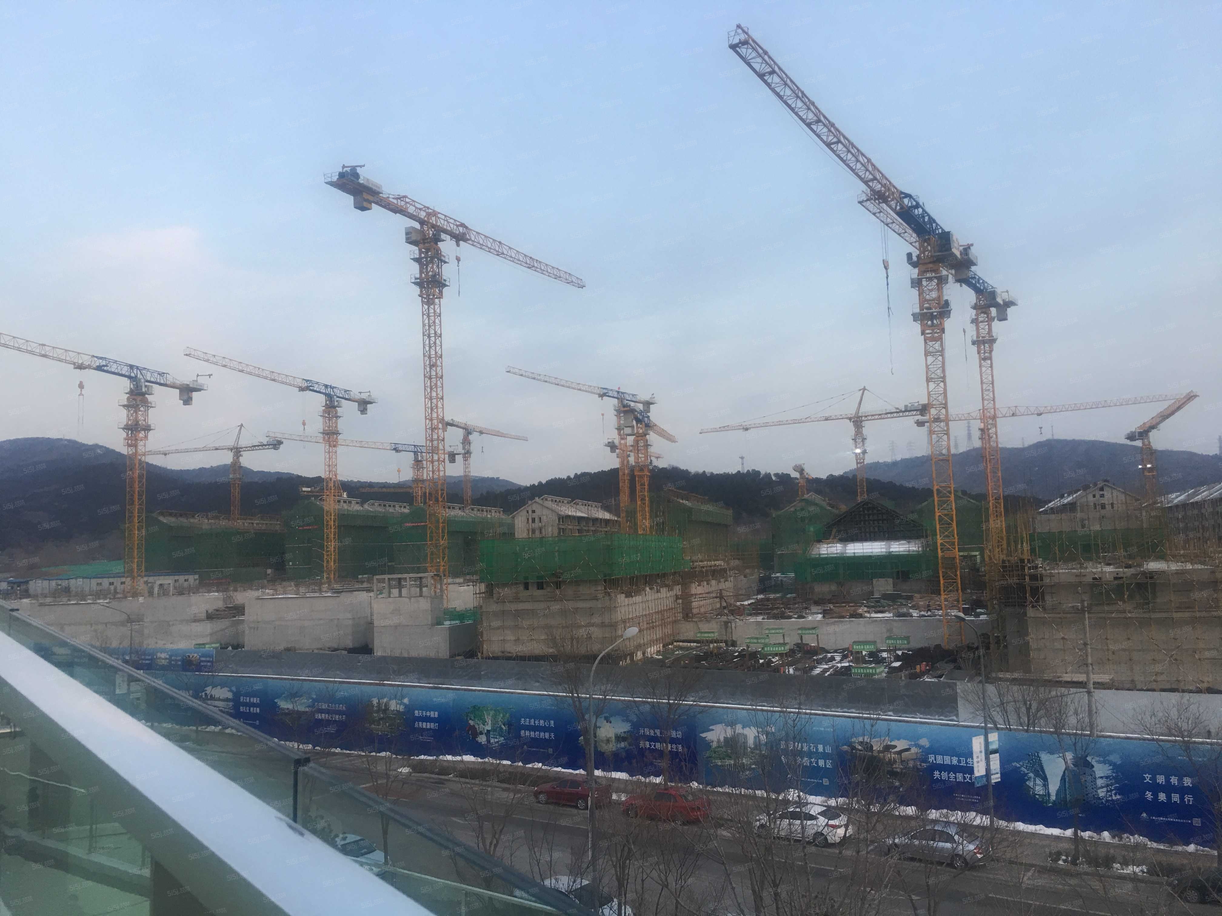 中锐星辰四季实景图