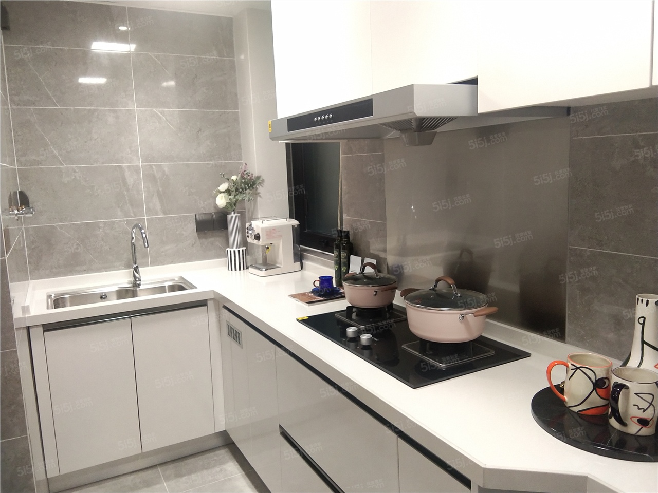 南山保利云熹花园样板间