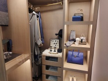 上坤云栖时光开发商营业执照相册