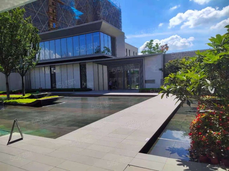 金科湖畔春晓实景图