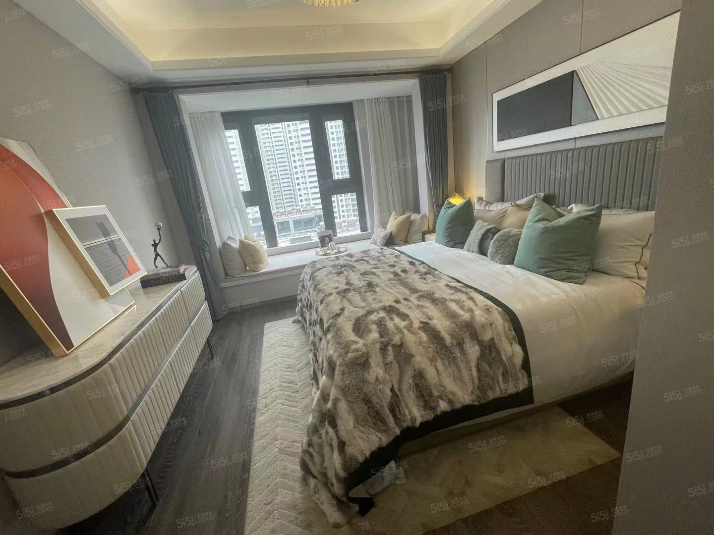 九龙仓翠樾庭样板间