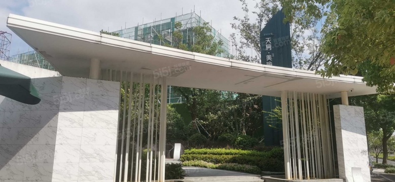 天房美瑜兰庭实景图