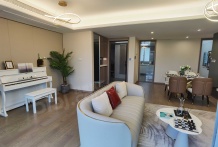 上坤云栖时光开发商营业执照相册