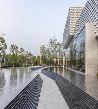 中建河风印月实景图