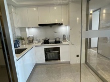 九龙仓天曦开发商营业执照相册