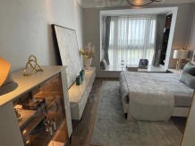 九龙仓天曦开发商营业执照相册