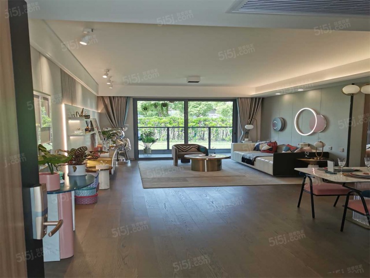 金地自在春晓花园样板间