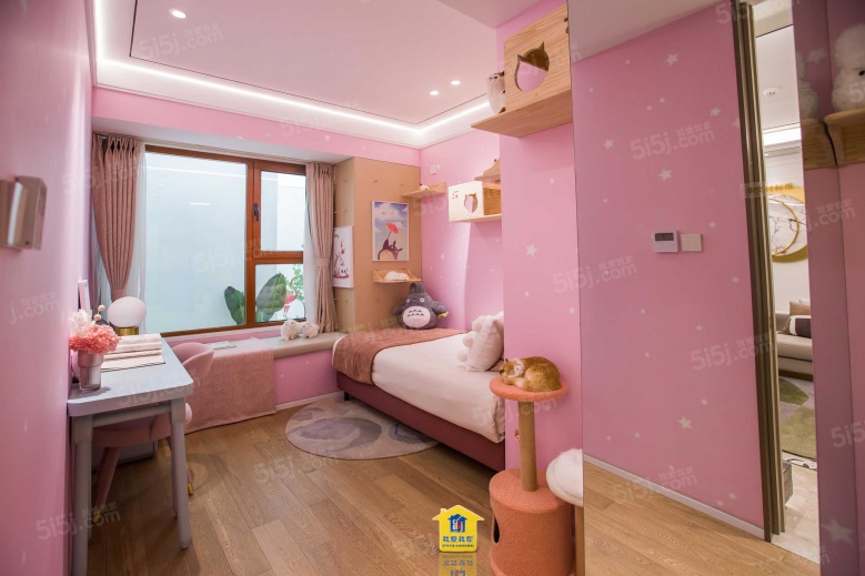 万达水西台样板间