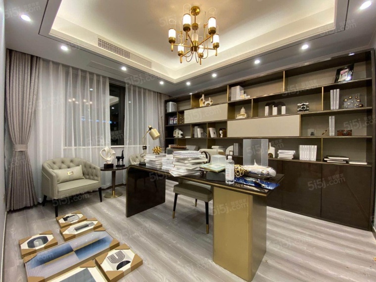 东鼎名人府邸样板间