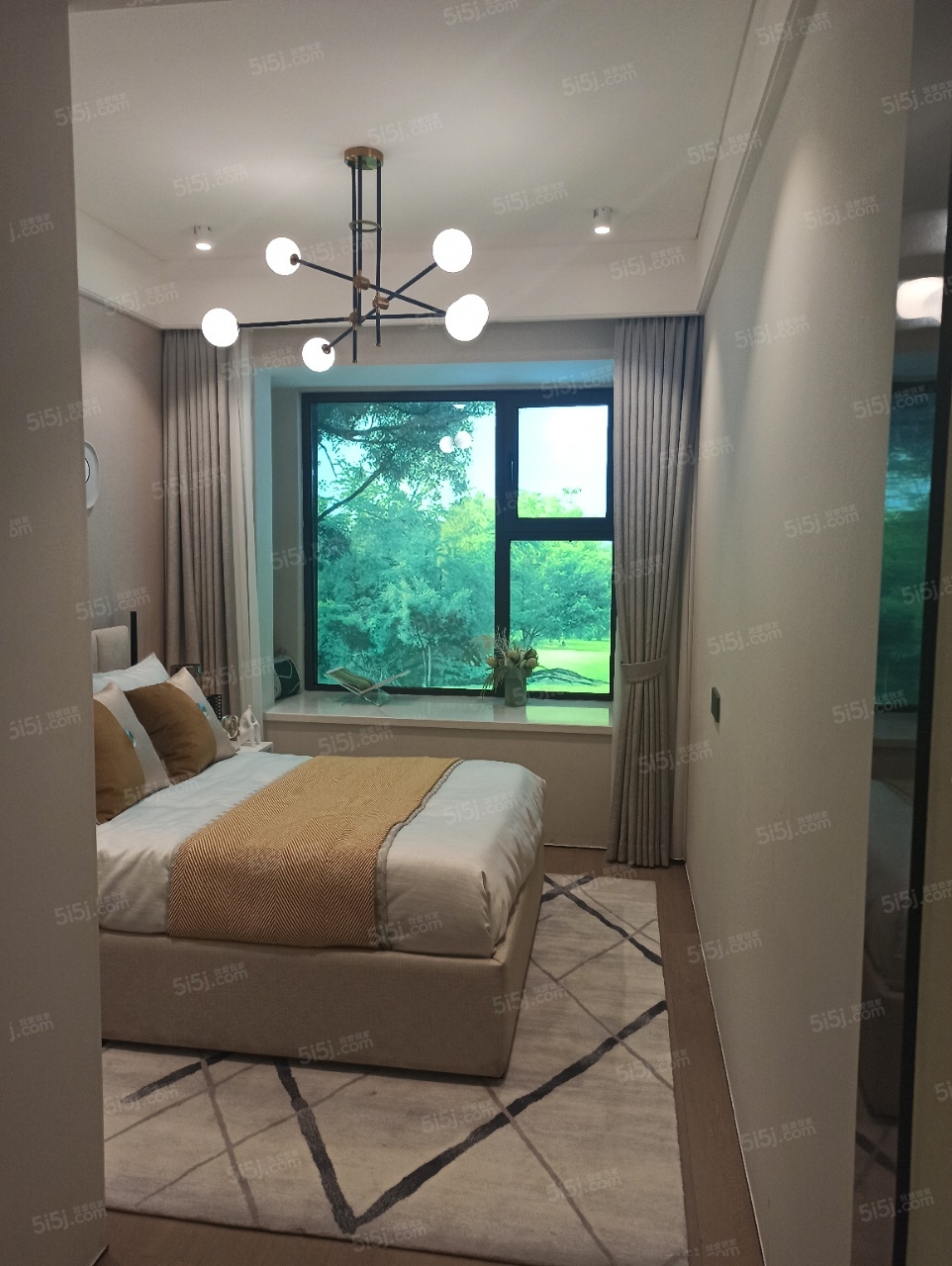 奉发宝龙广场样板间