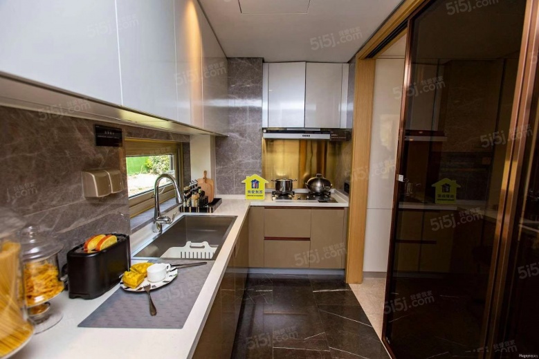 万科翡翠大道样板间