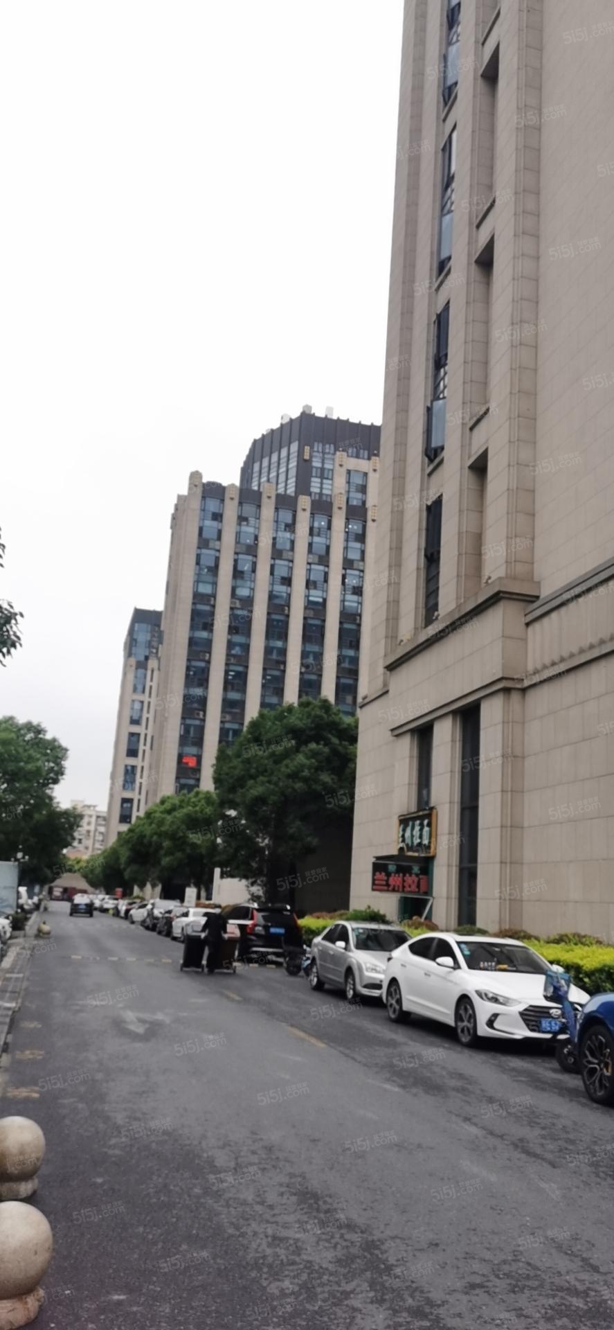 绿地公园广场实景图