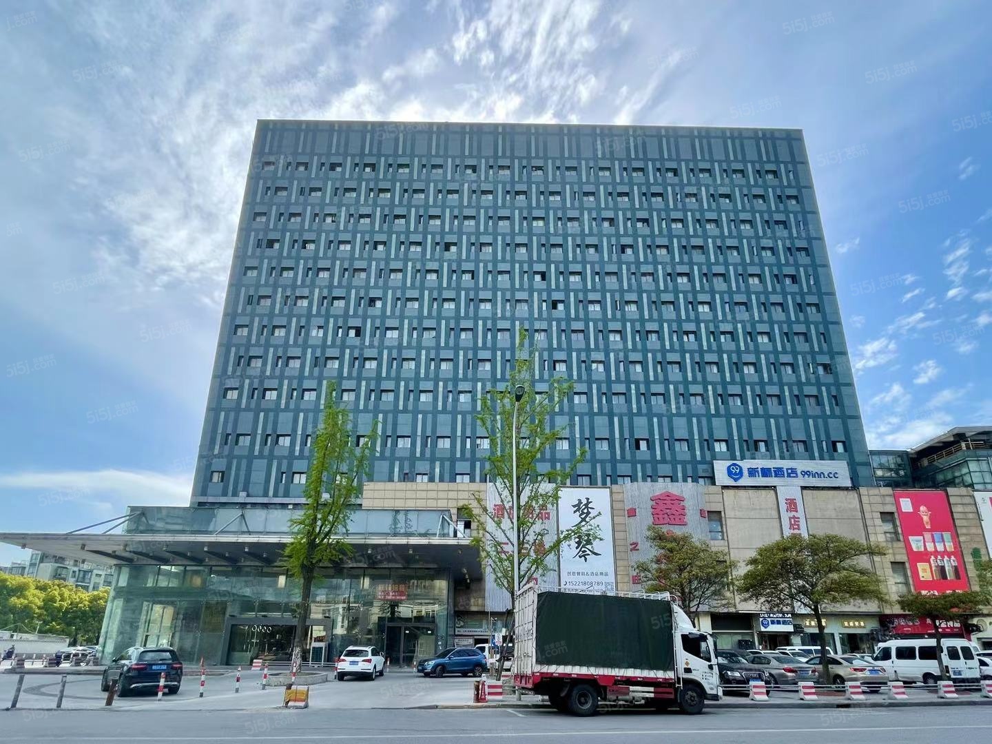 虹桥领御实景图