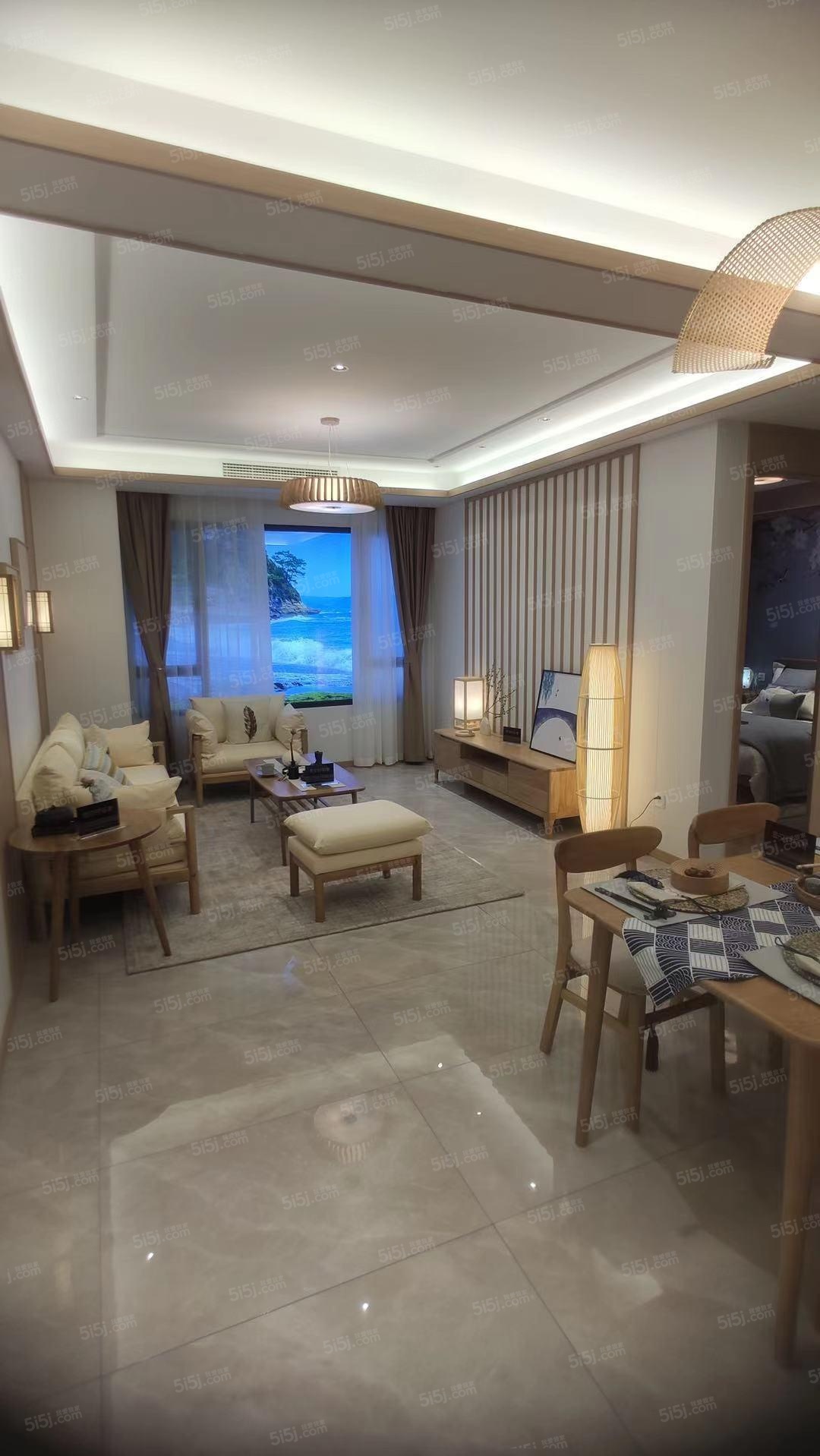 鸿翔·湖畔景园样板间