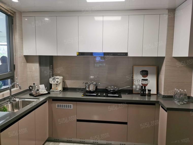 东方云镜样板间