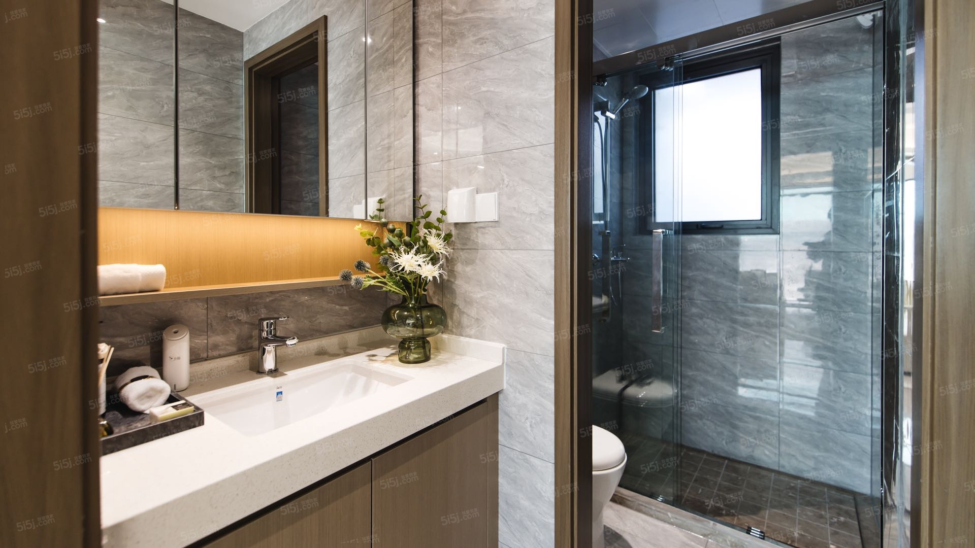 中旅东山府样板间