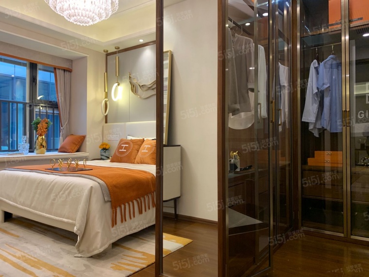 蓝光睿创新筑样板间