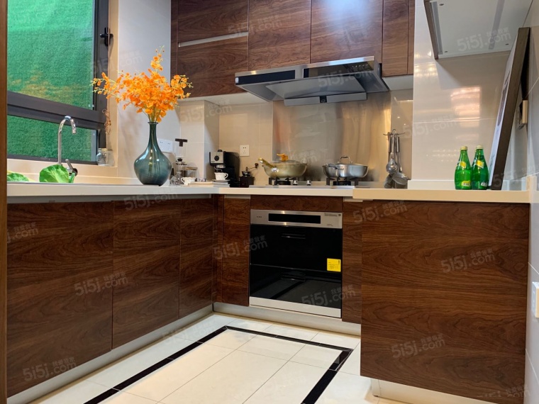 蓝光睿创新筑样板间