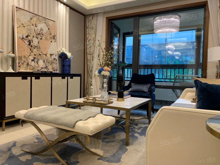 蓝光睿创新筑样板间