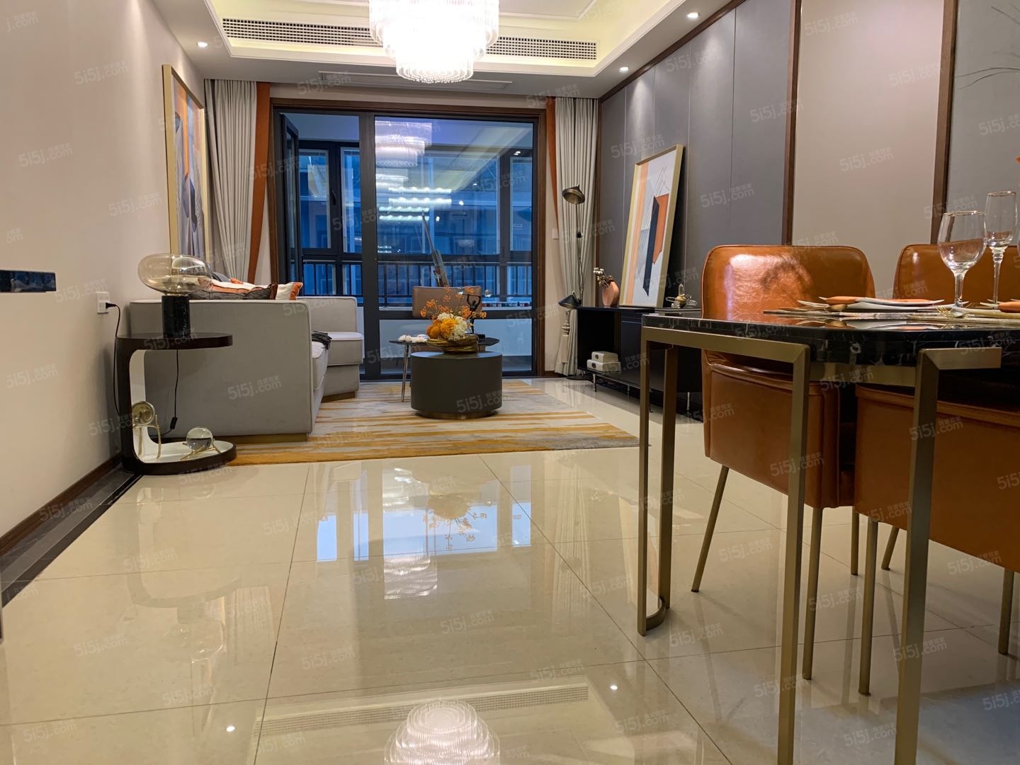 蓝光睿创新筑样板间