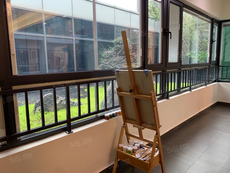 蓝光睿创新筑样板间