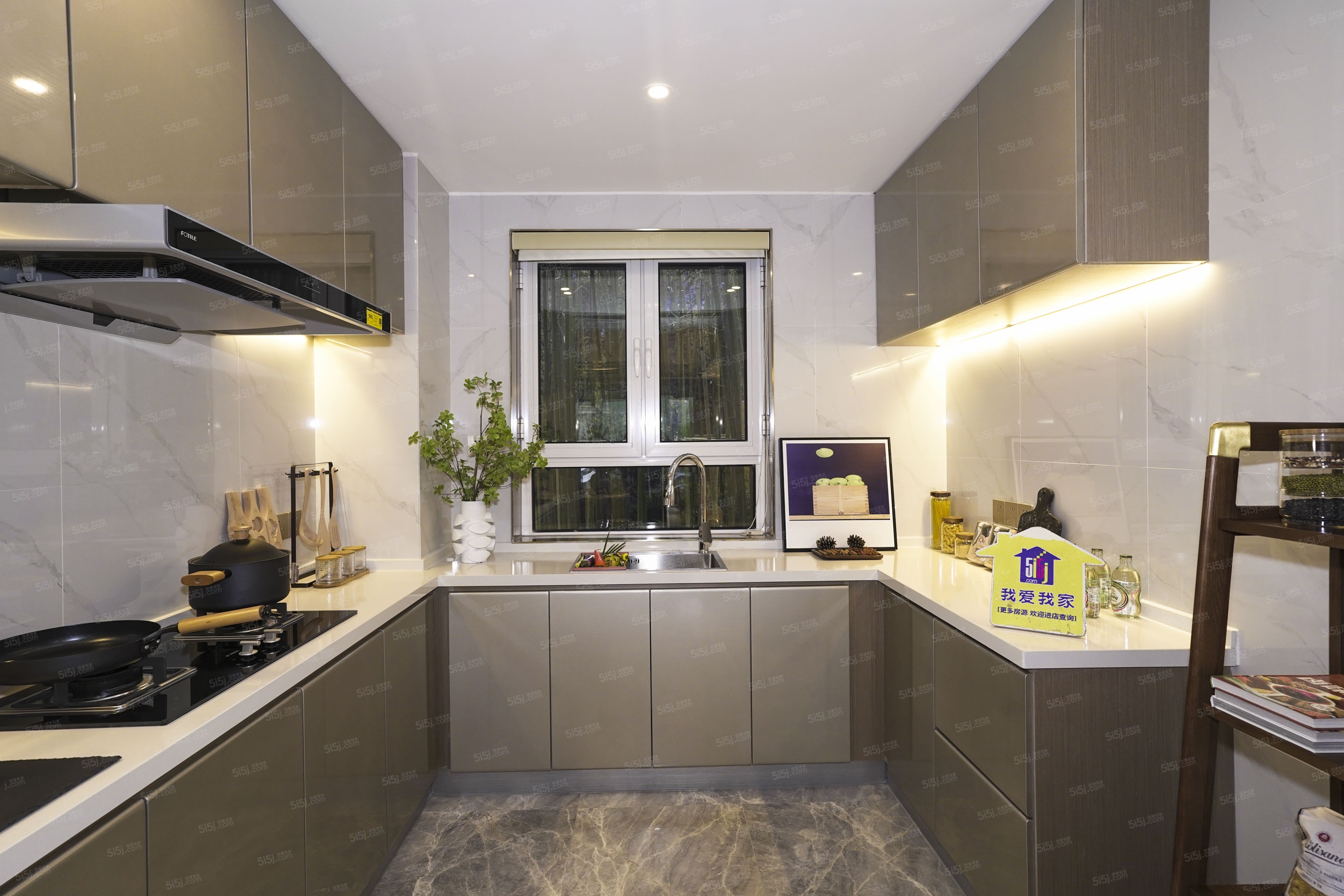 天津新鸥鹏教育城样板间