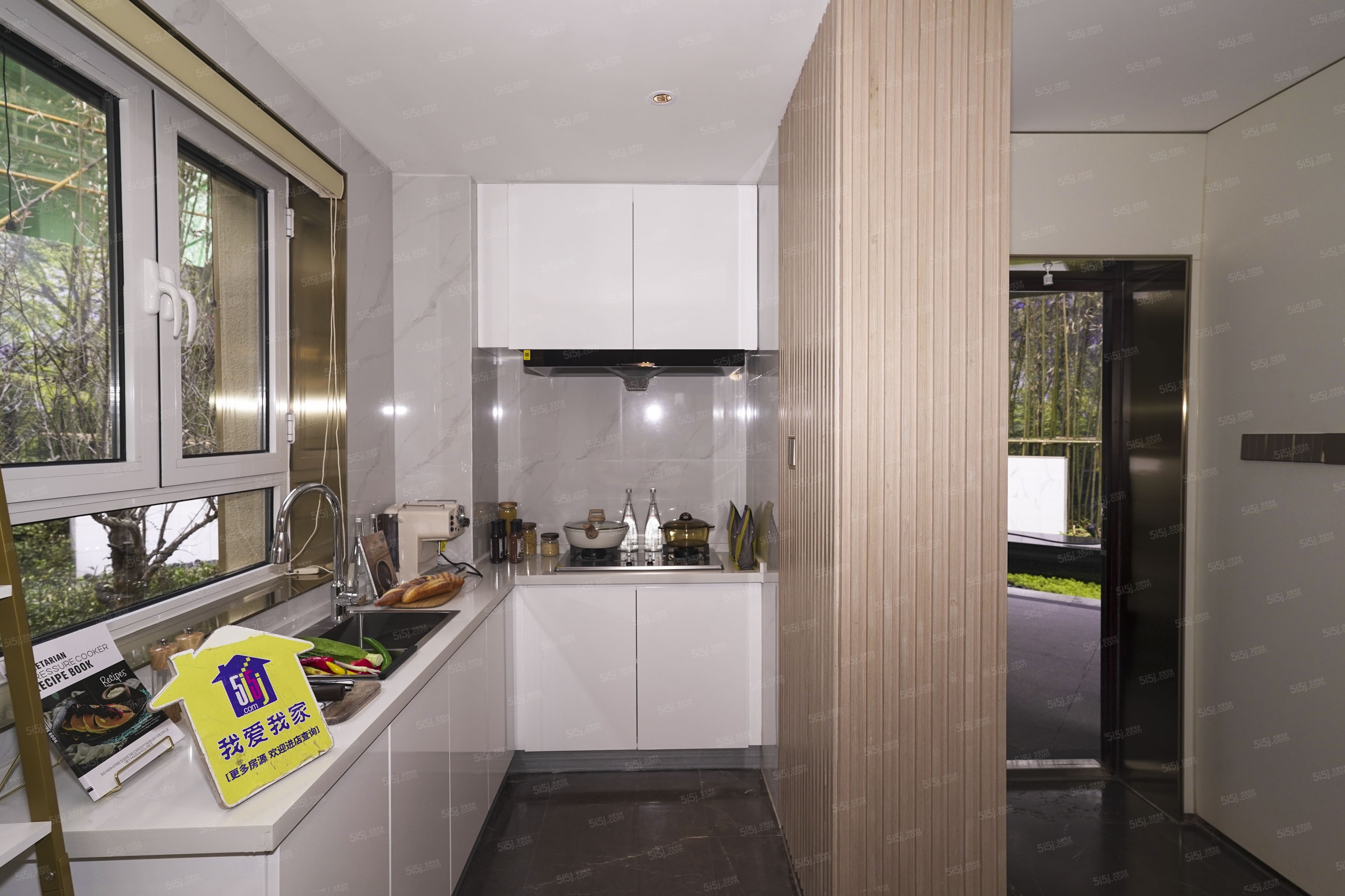 天津新鸥鹏教育城样板间